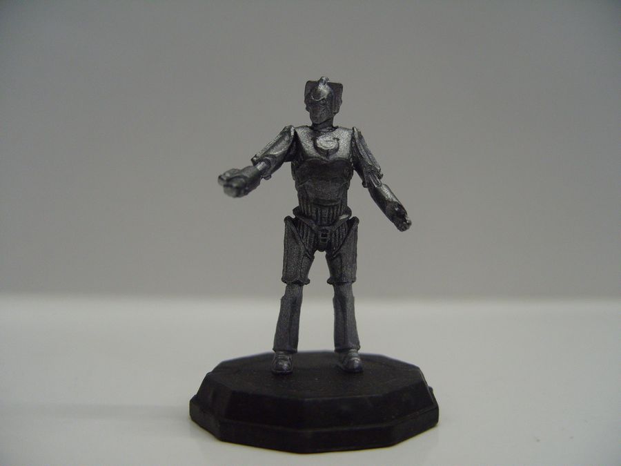 DR WHO MICRO UNIVERSE FIGURE - CYBERMAN - COMMON