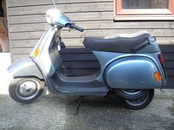 Vespa Cosa 200